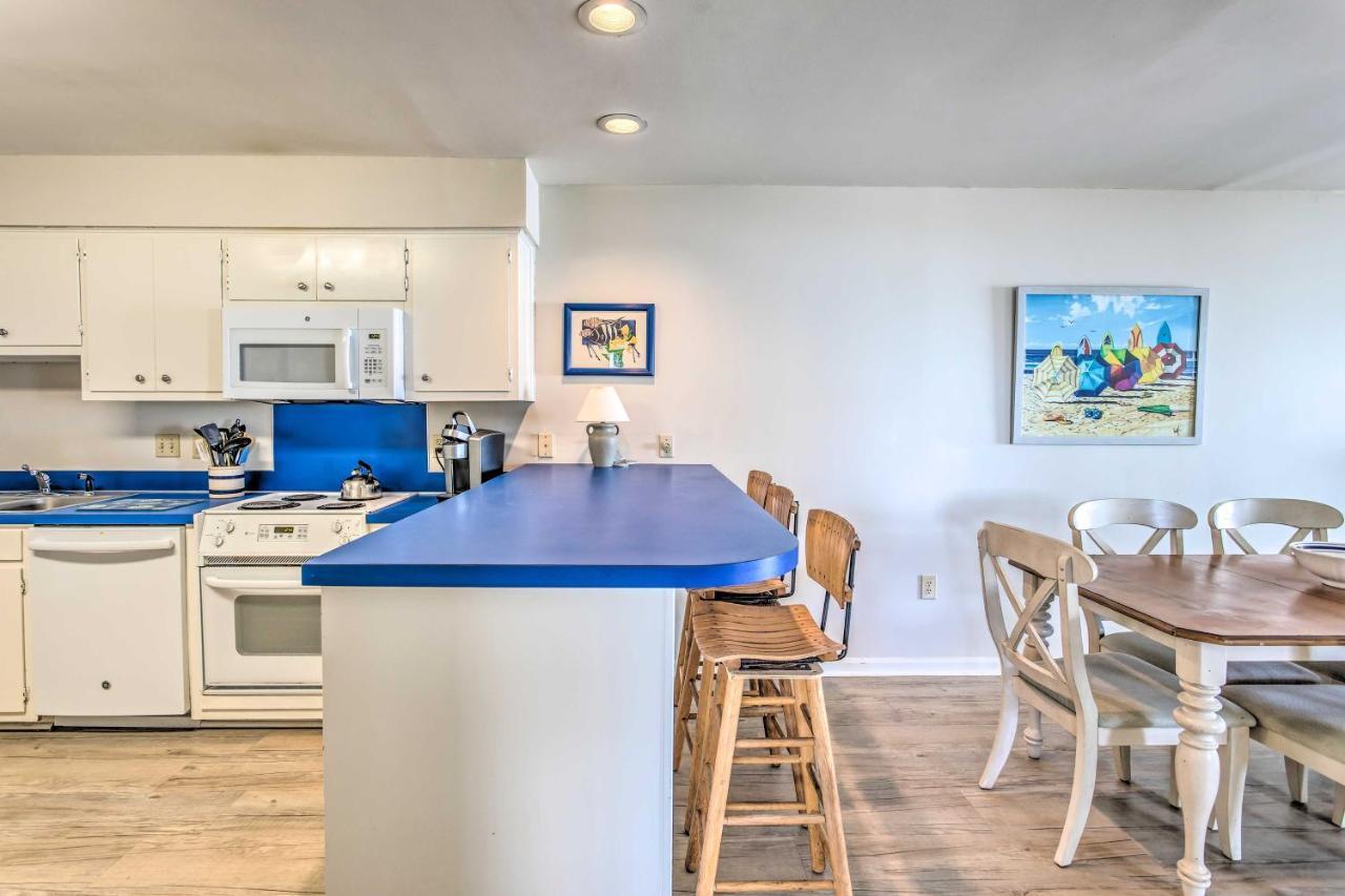 Bright Beachy Condo With Boardwalk Access And Patio! 미를 비치 외부 사진