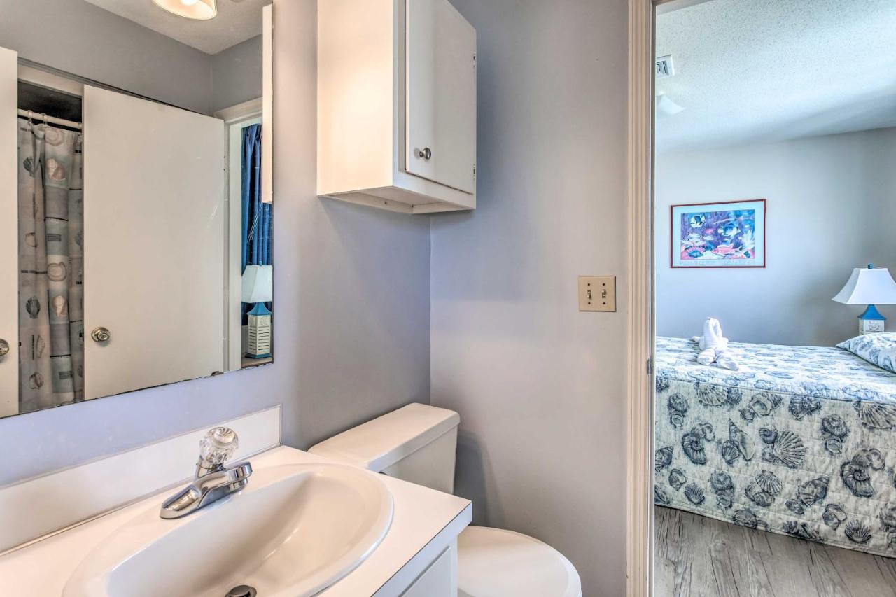 Bright Beachy Condo With Boardwalk Access And Patio! 미를 비치 외부 사진